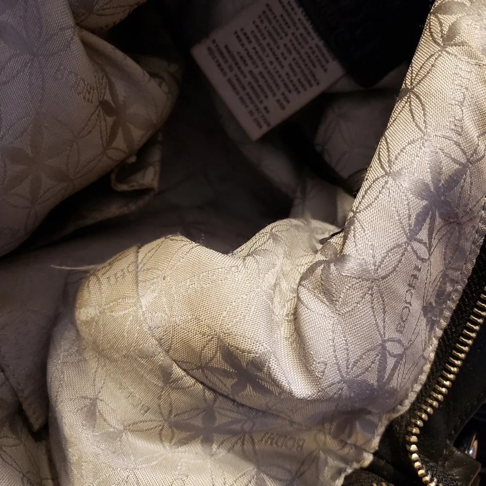 Black leather sachel. - Picture 10 of 12